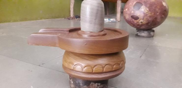 Akhand Narmadeshwar Shivling Damru Jaldhari