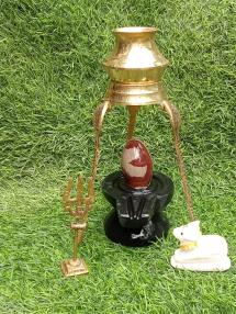 Om aakrati narmadeshwar shivling with brass stand, trishul, nandishwar and black jaladhari in damru shape